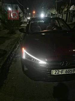 هیوندای ئەلەنترا